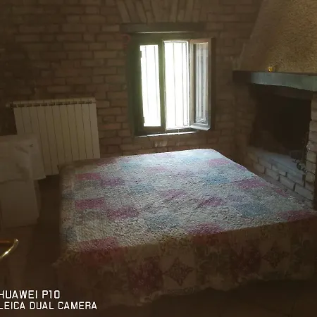 Il Fantabosco Alloggio In Campagna E Spazio Camper Apartment *